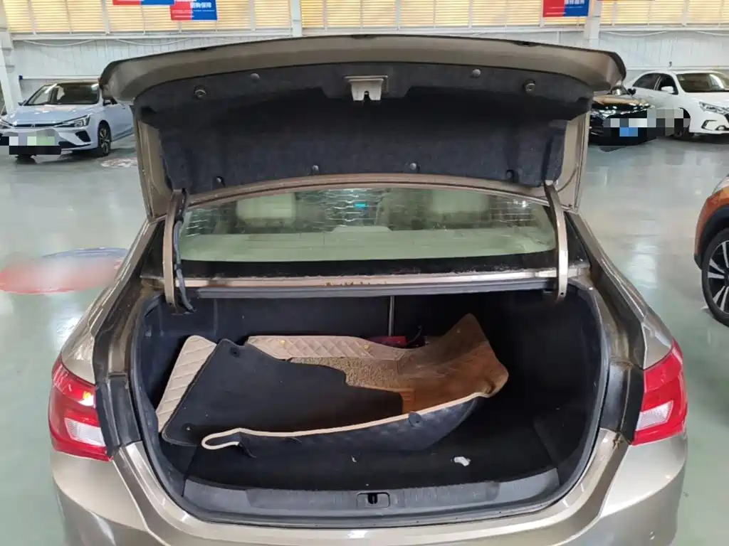 Buick Excelle — миниатюра 19