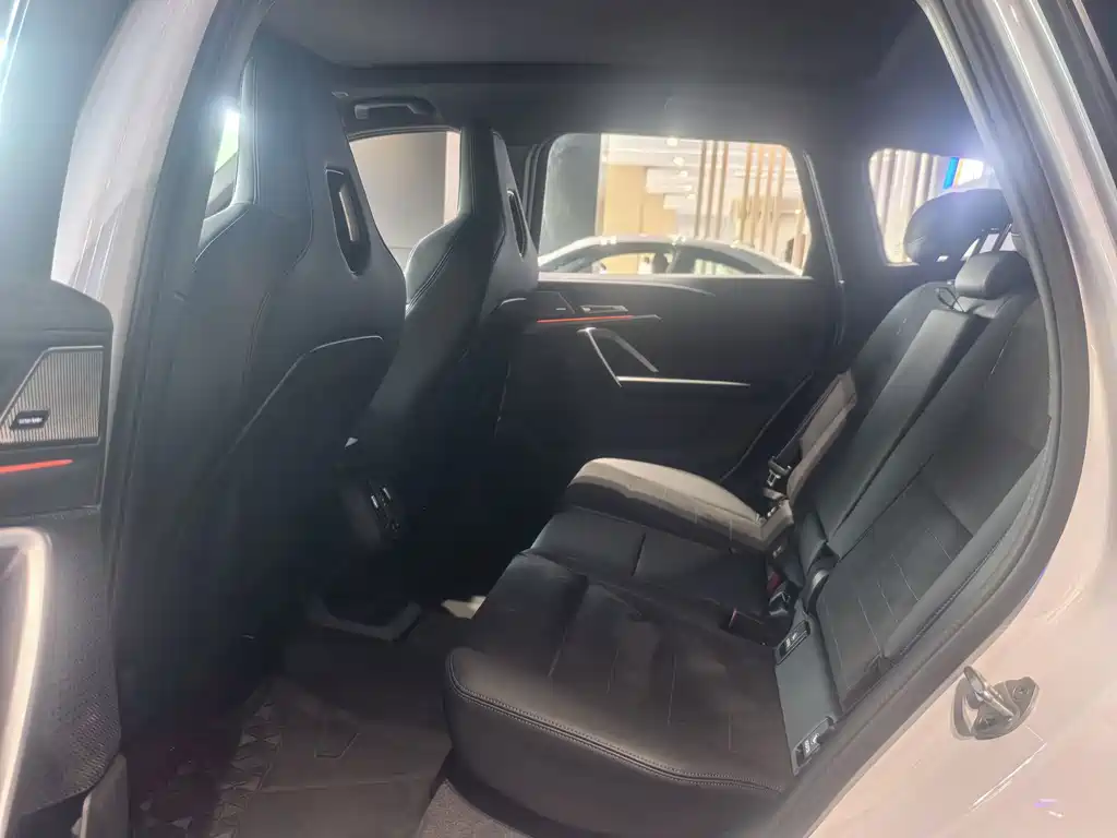 BMW X1 M35Li — миниатюра 10