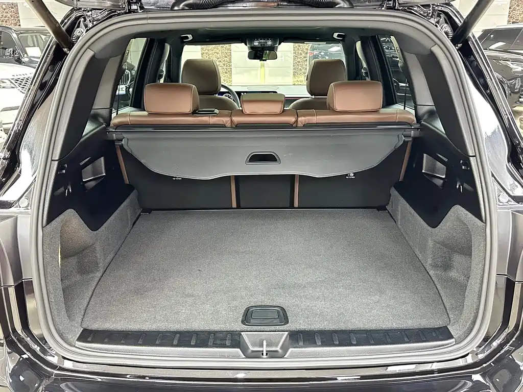 Mercedes-Benz GLB — миниатюра 24