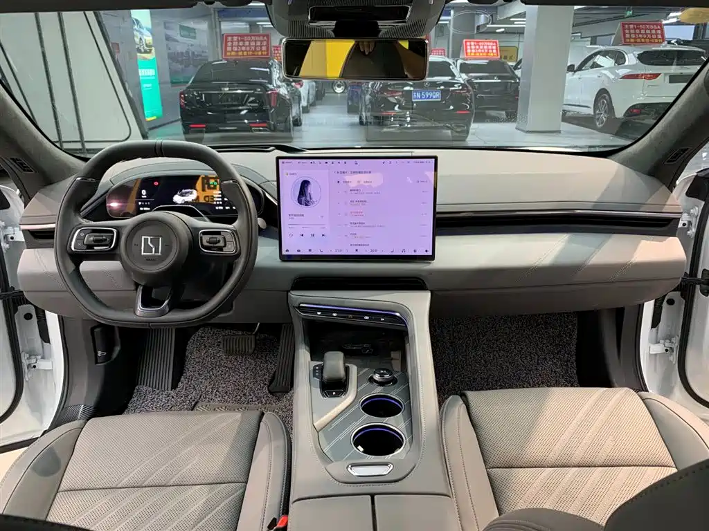 ZEEKR EXTREME KRYPTON 001