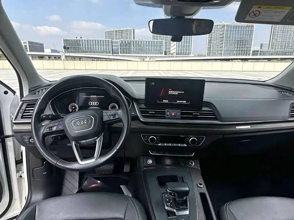 Audi Q5L — миниатюра 5