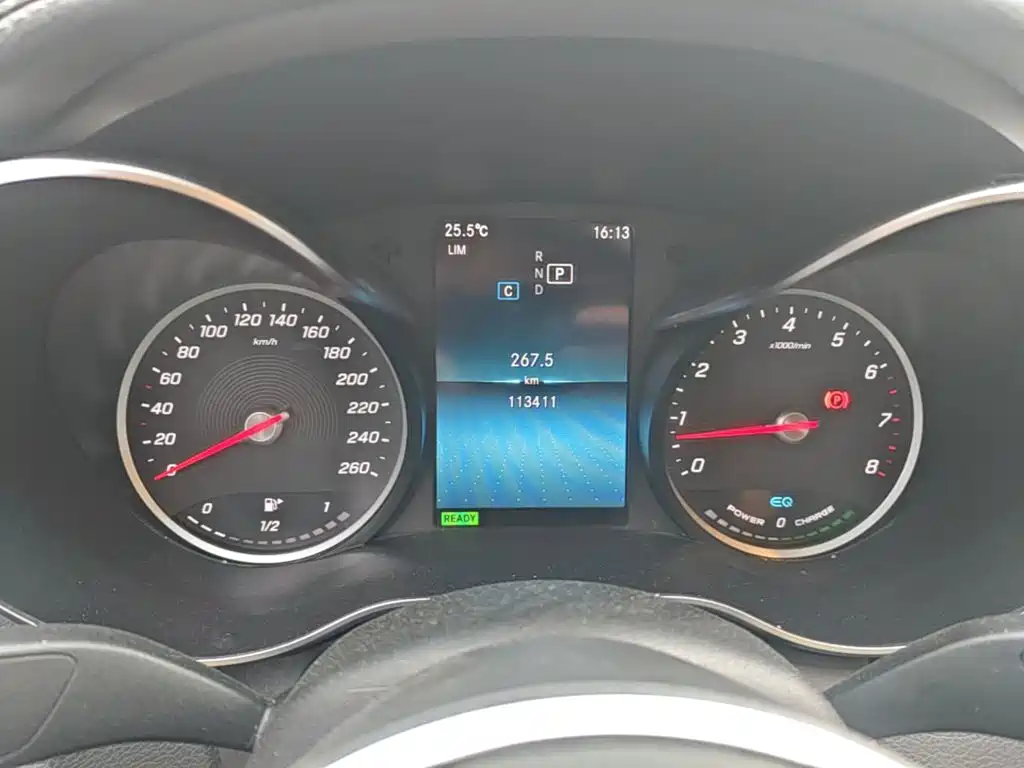 Mercedes-Benz C-Class — миниатюра 12