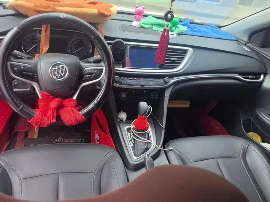 Buick Excelle — миниатюра 12