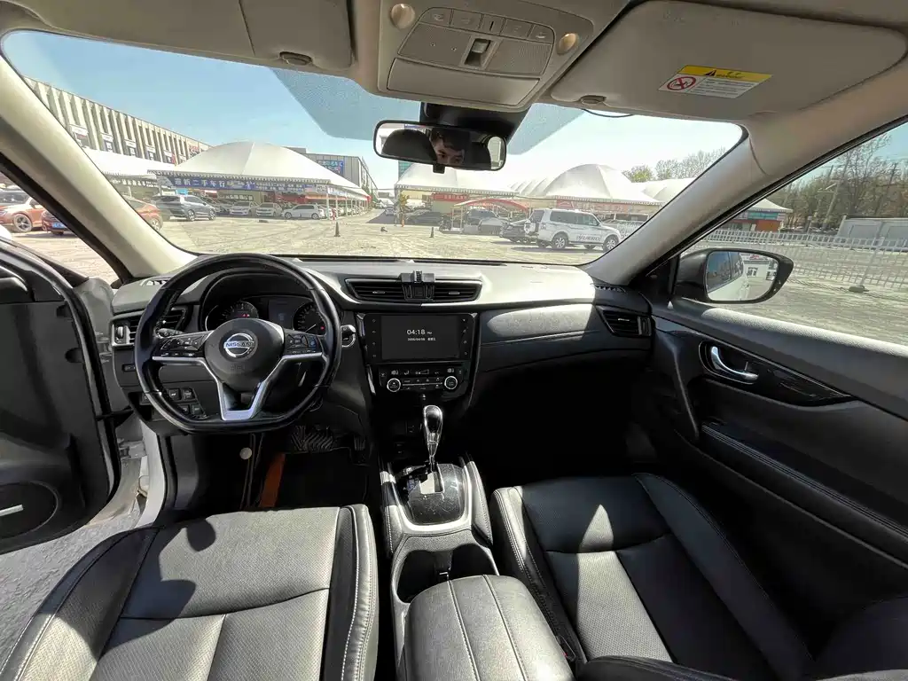 Nissan X-Trail — миниатюра 5