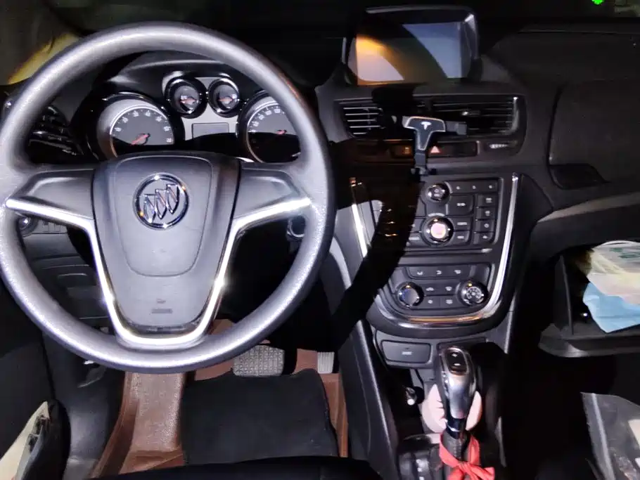 Buick Encore — миниатюра 12