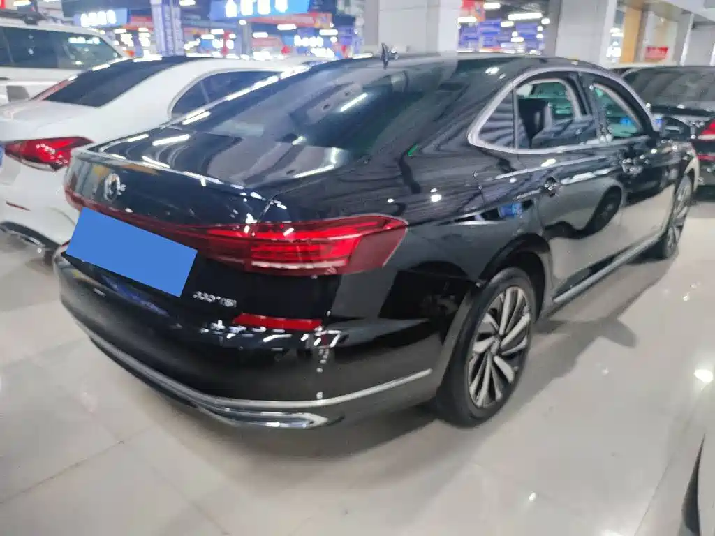 Volkswagen Passat — миниатюра 13