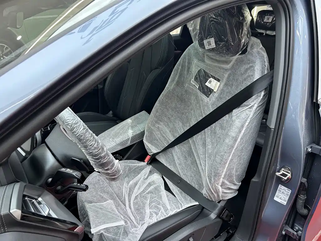 Audi Q4 e-tron — миниатюра 33