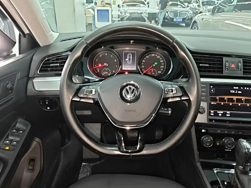 Volkswagen Lamando — миниатюра 11