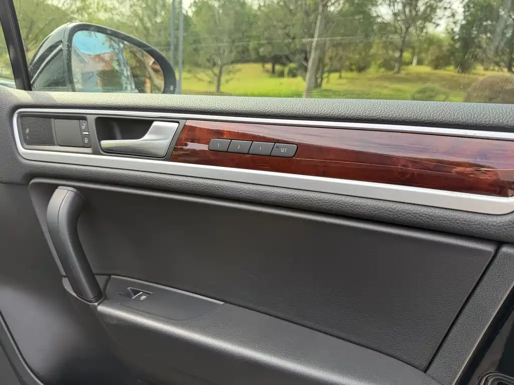 Volkswagen Touareg — миниатюра 8