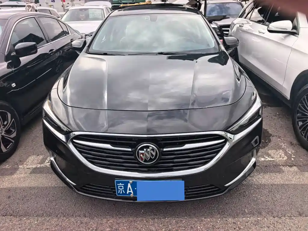 Buick LaCrosse — миниатюра 2