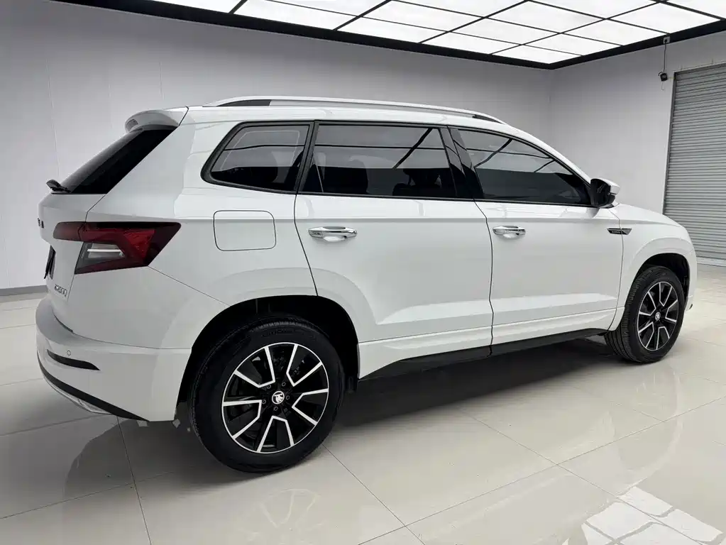 Skoda Karoq — миниатюра 6
