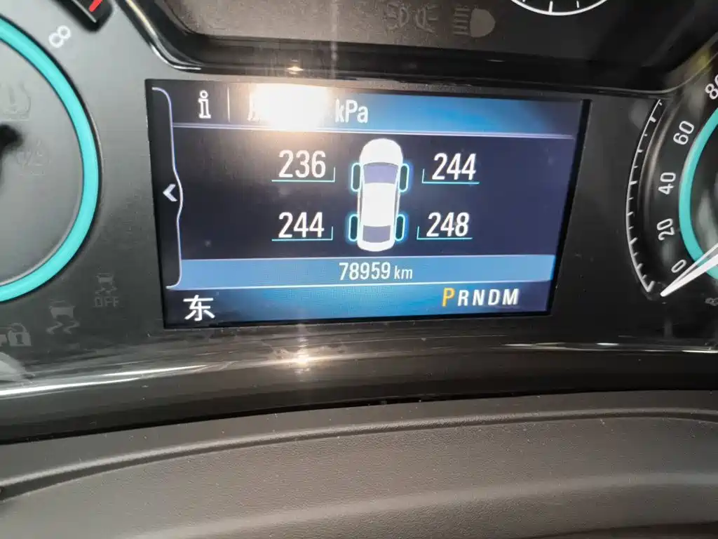 Buick LaCrosse — миниатюра 9