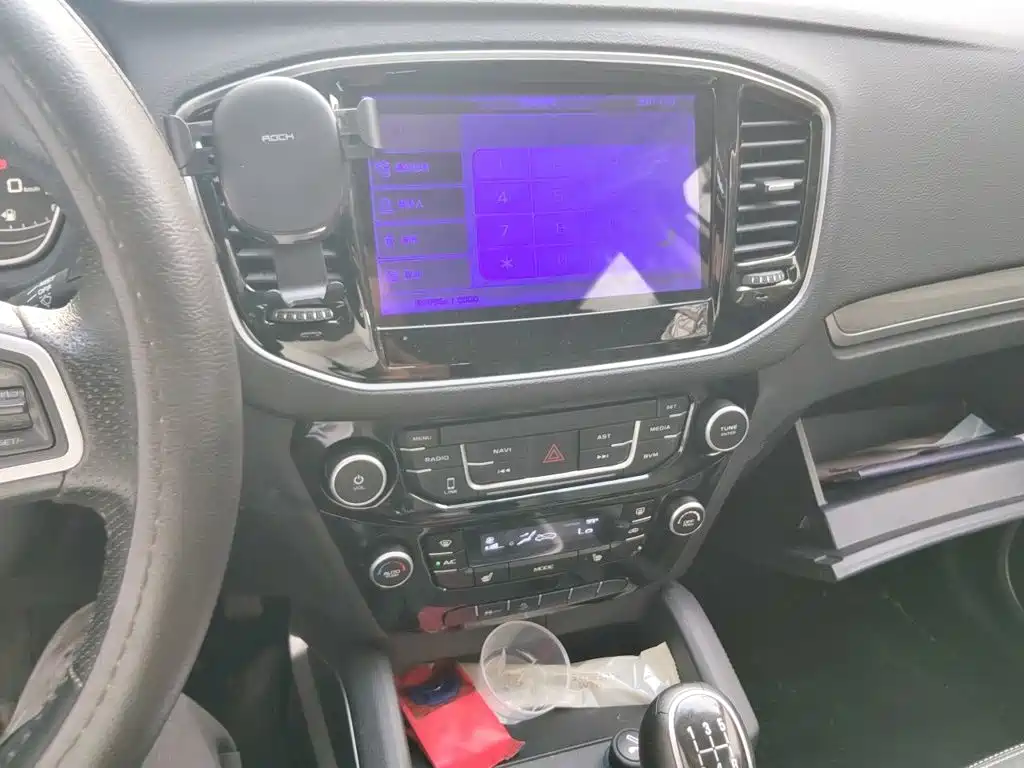 Geely Vision X6 — миниатюра 14