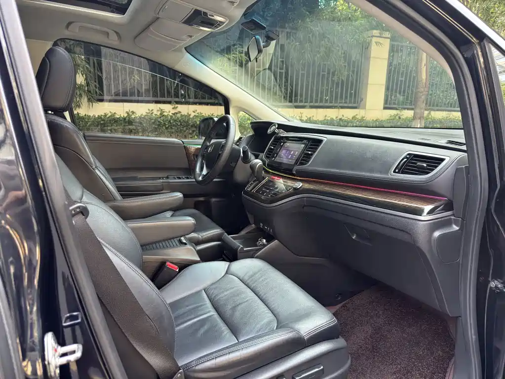 Honda Odyssey — миниатюра 6