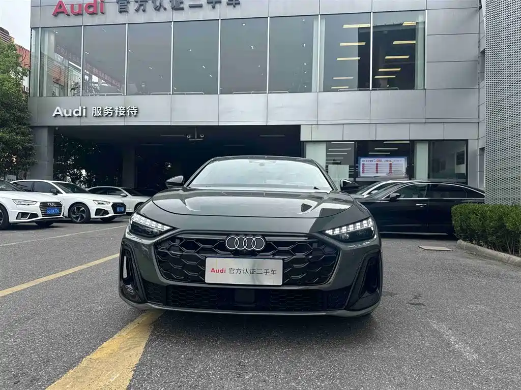 Audi A5L — миниатюра 2