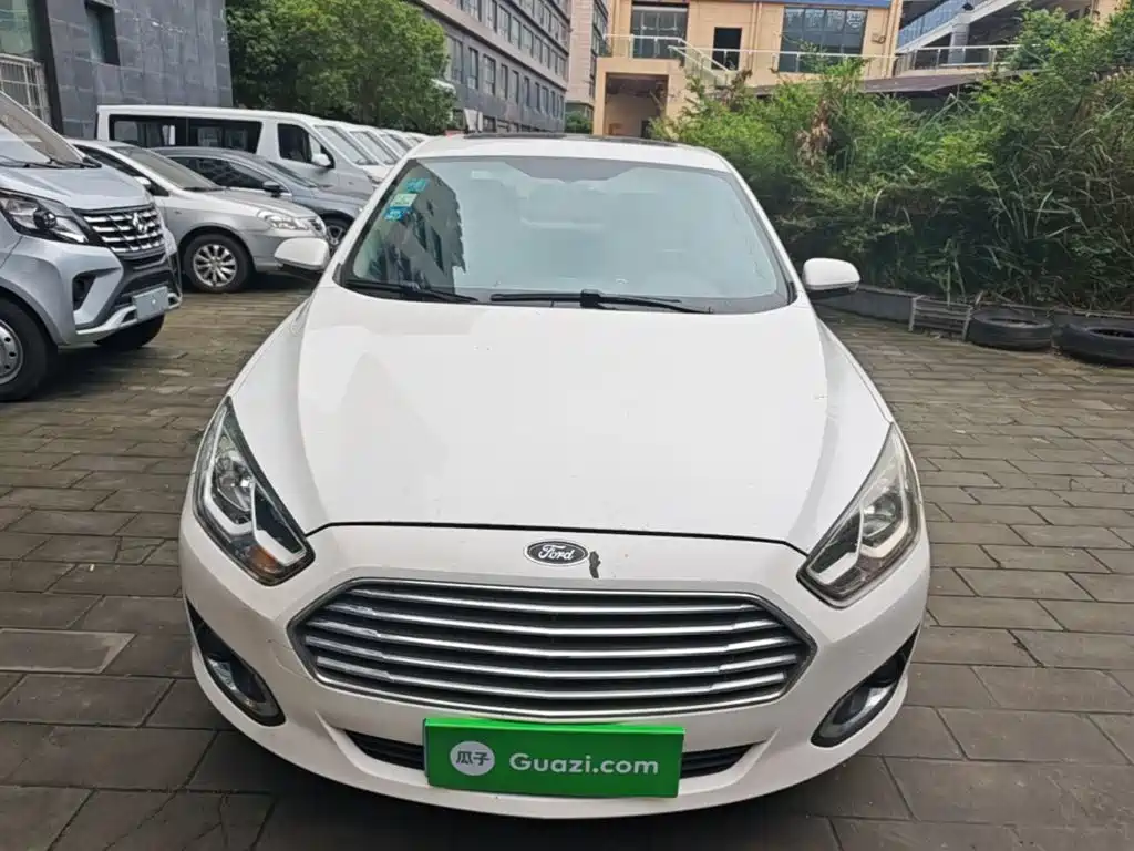 Ford Escort — миниатюра 3
