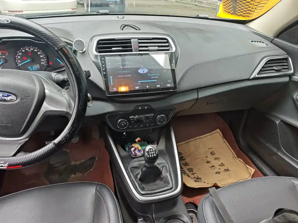 Ford Escort — миниатюра 13