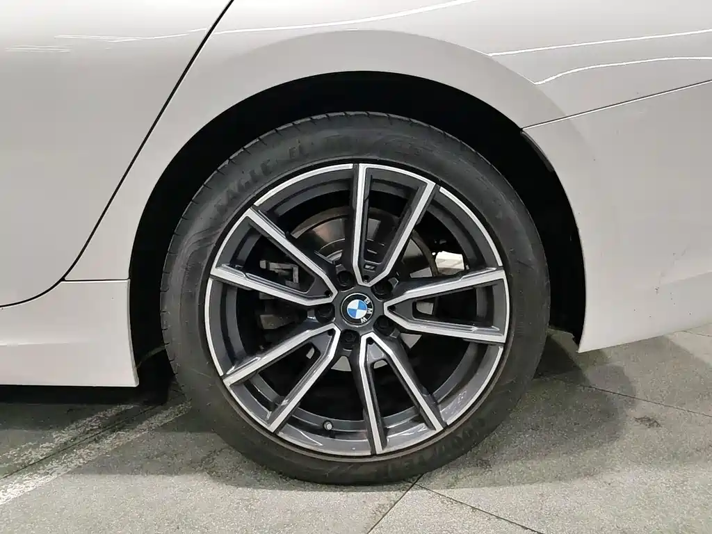 BMW 3 Series — миниатюра 16