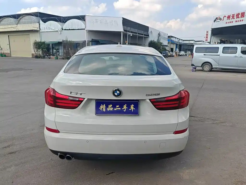 BMW 5 Series GT — миниатюра 5