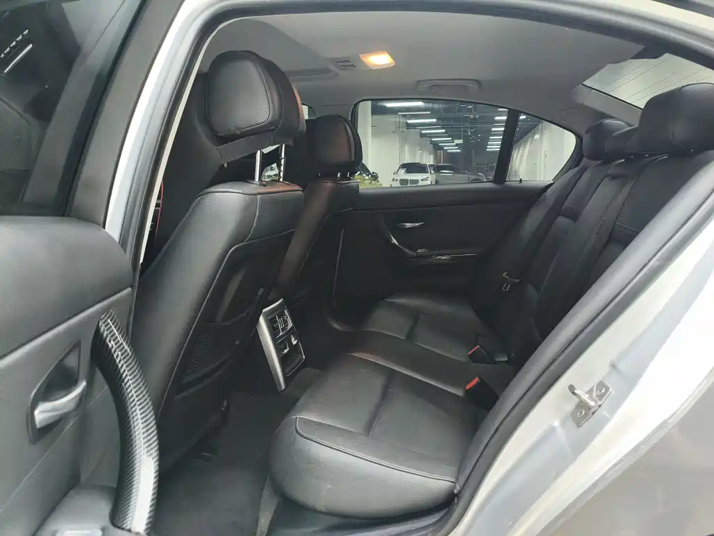 BMW 3 Series 3 2009 320i Fashion