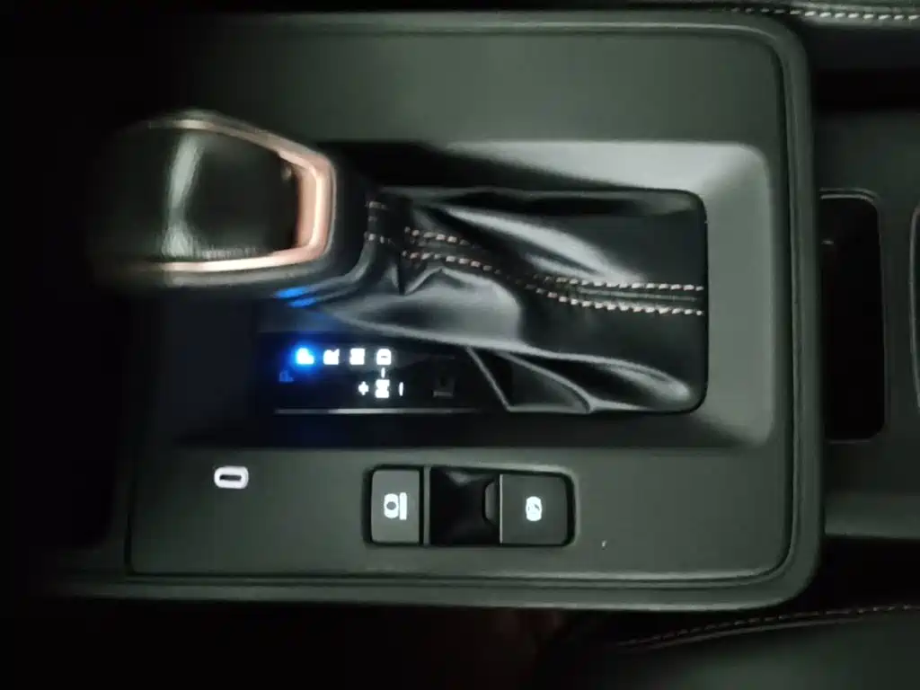 Toyota Frontlander — миниатюра 14