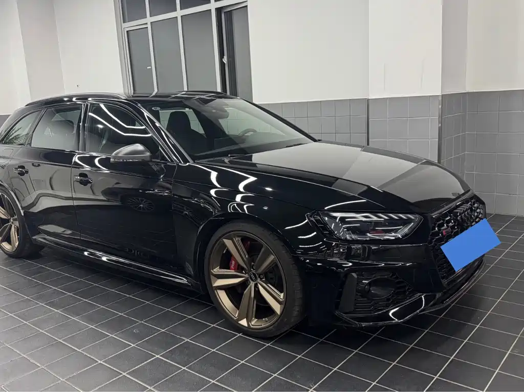 Audi RS 4 — миниатюра 3