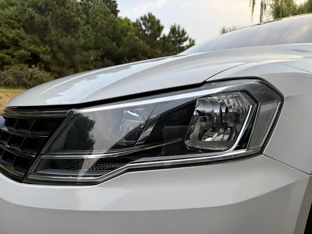 Volkswagen Jetta — миниатюра 17