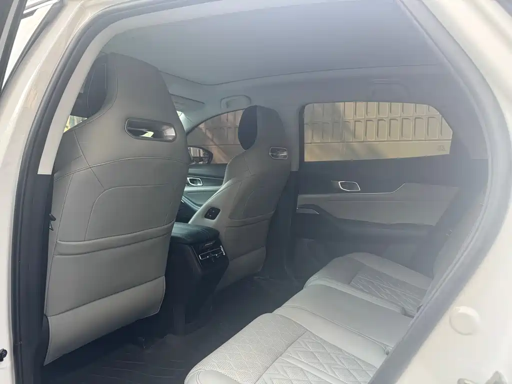 CHANGAN UNI K SMART IDD