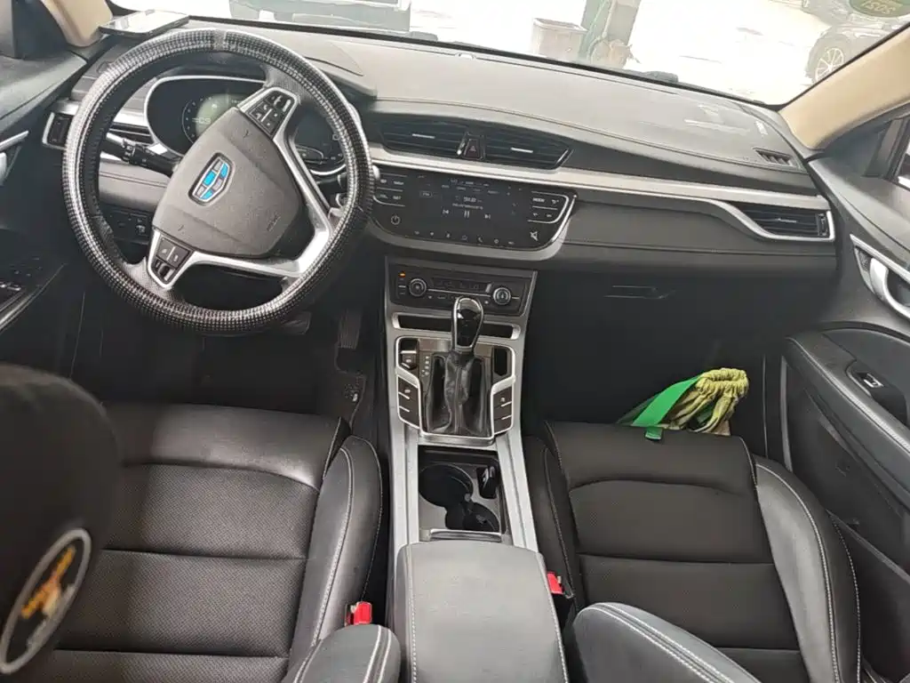 Geely Emgrand — миниатюра 10