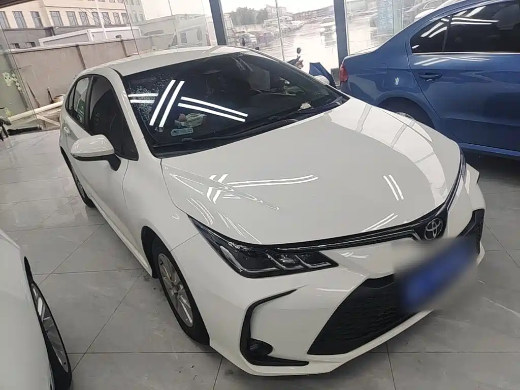 Toyota Corolla — миниатюра 4