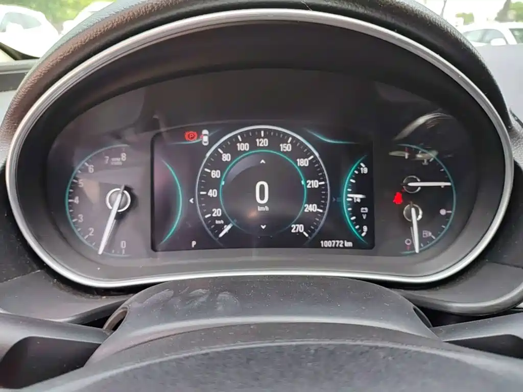 Buick Regal — миниатюра 12