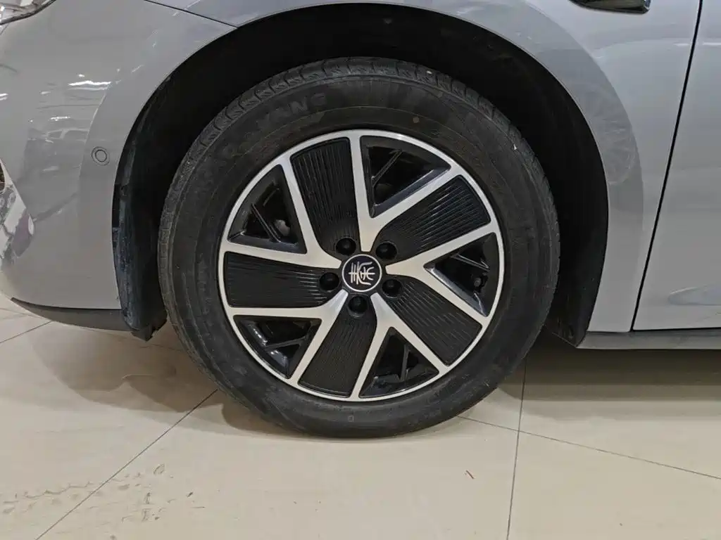 BYD Qin L — миниатюра 25