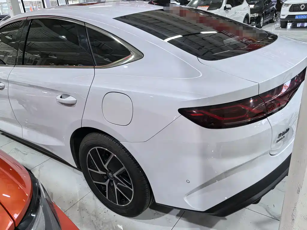 BYD Qin L — миниатюра 4