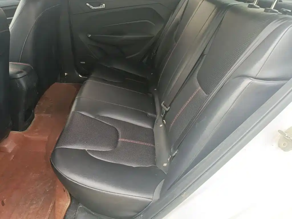 Chery Arrizo 5 — миниатюра 17