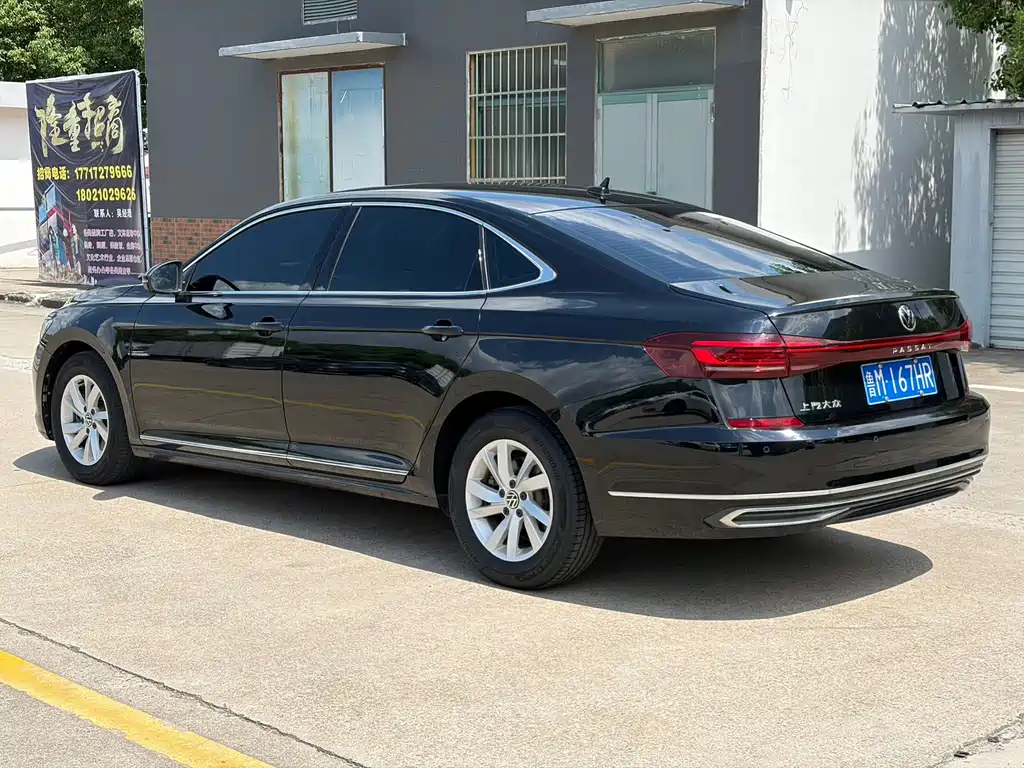 Volkswagen Passat — миниатюра 4