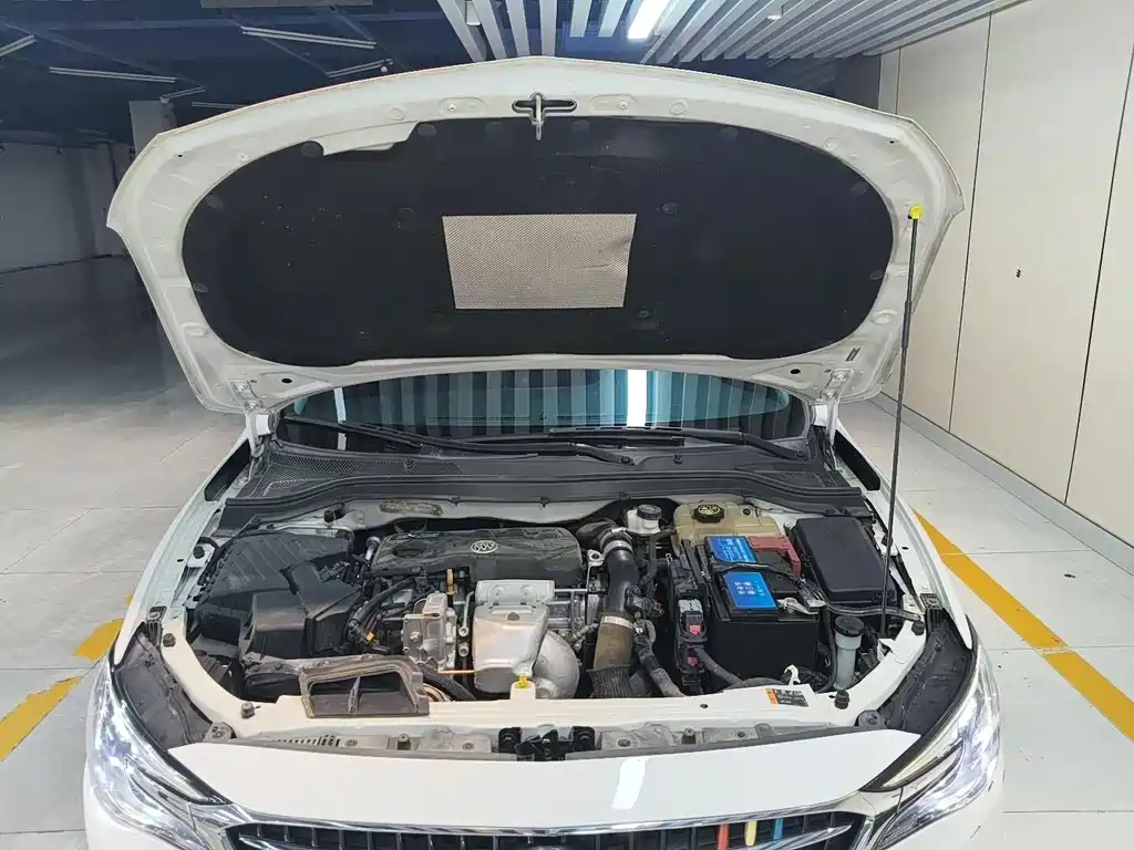 Buick Excelle — миниатюра 18
