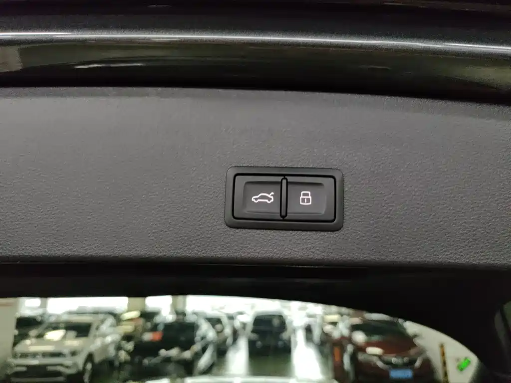 Audi Q2L — миниатюра 6