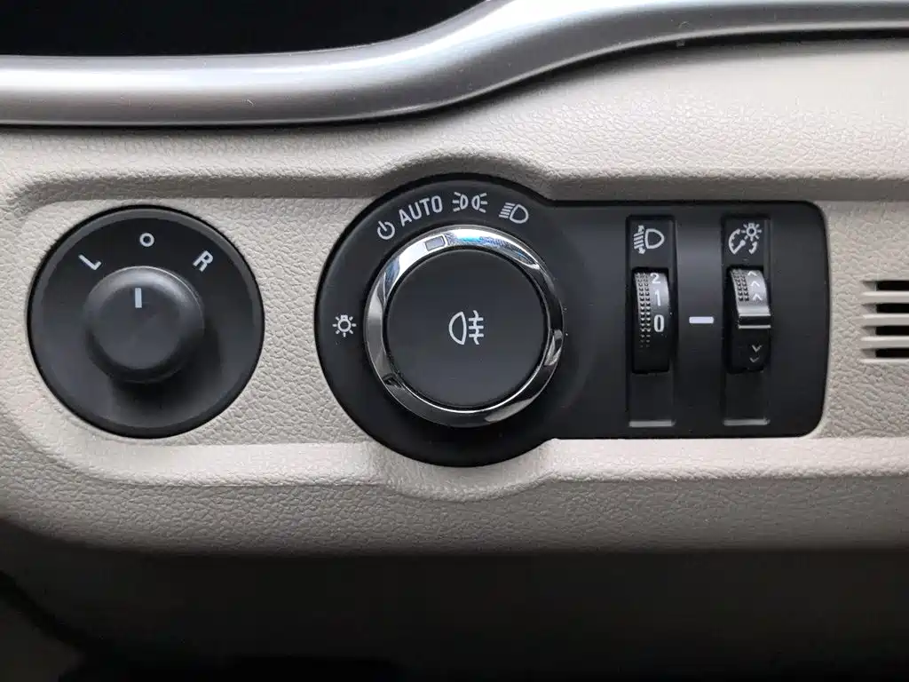Buick Excelle — миниатюра 21