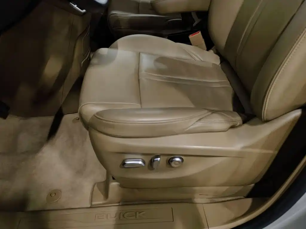 Buick GL8 — миниатюра 20