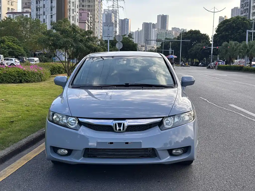 Honda Civic — миниатюра 2