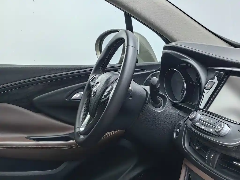 Buick Envision Plus — миниатюра 22