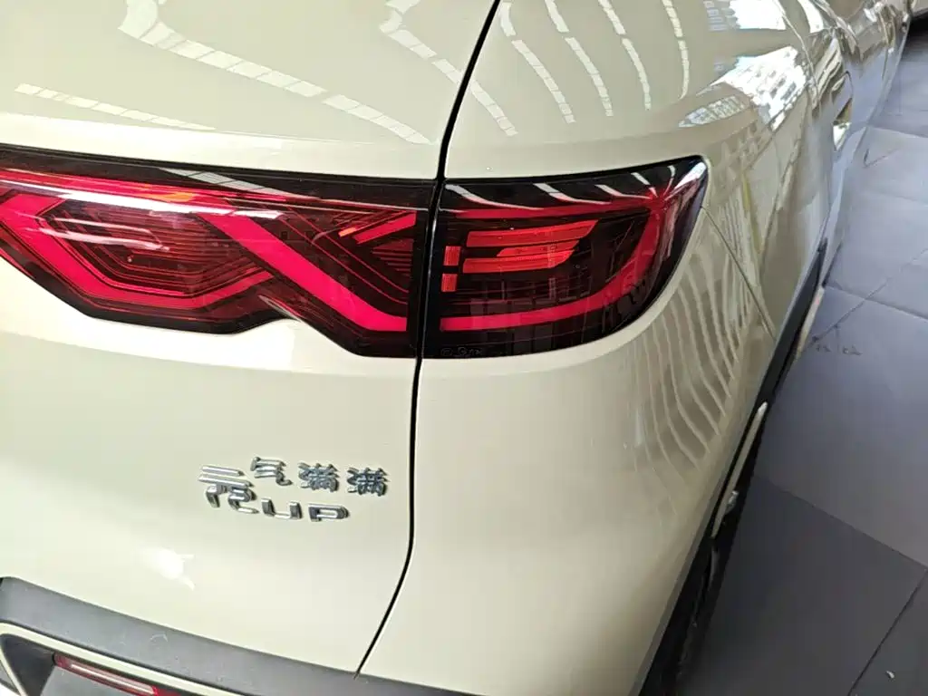BYD Yuan UP — миниатюра 8