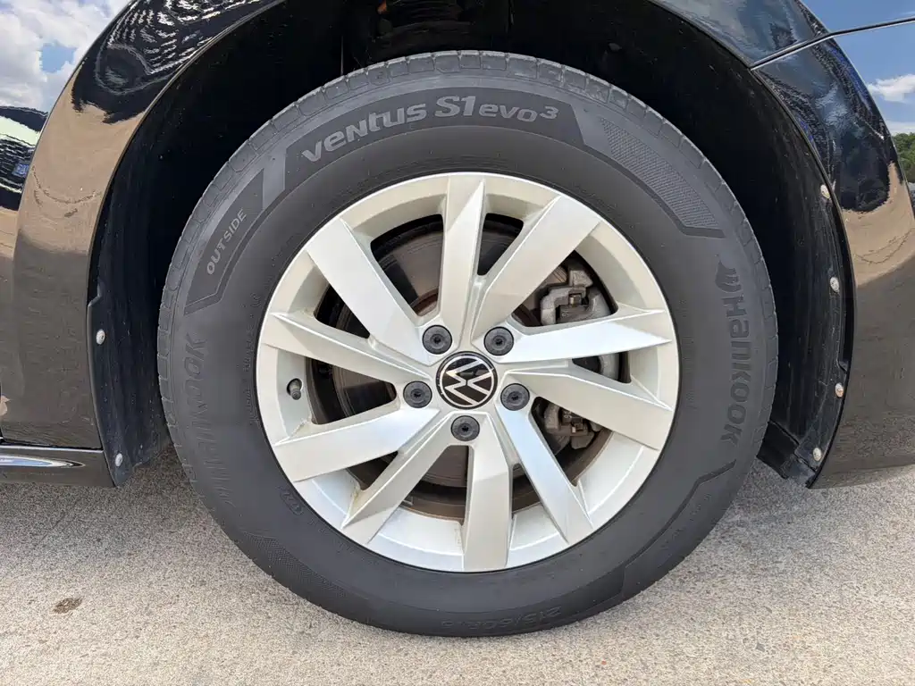 Volkswagen Passat — миниатюра 20