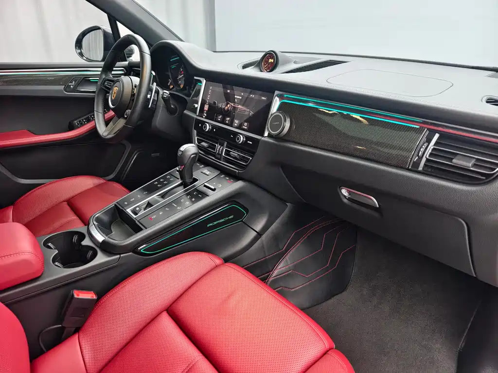 Porsche Macan — миниатюра 14