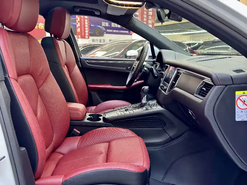 Porsche Macan — миниатюра 8