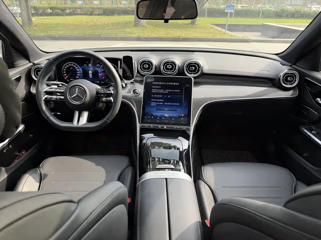 Mercedes-Benz C-Class — миниатюра 15