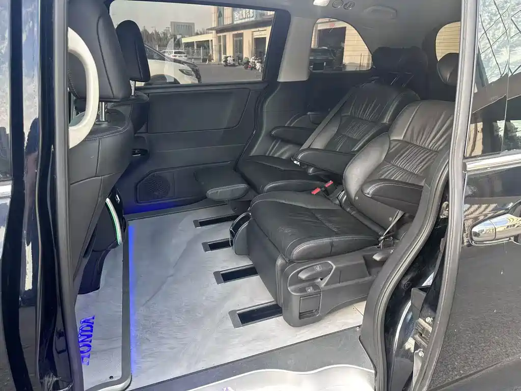 Honda Odyssey — миниатюра 7