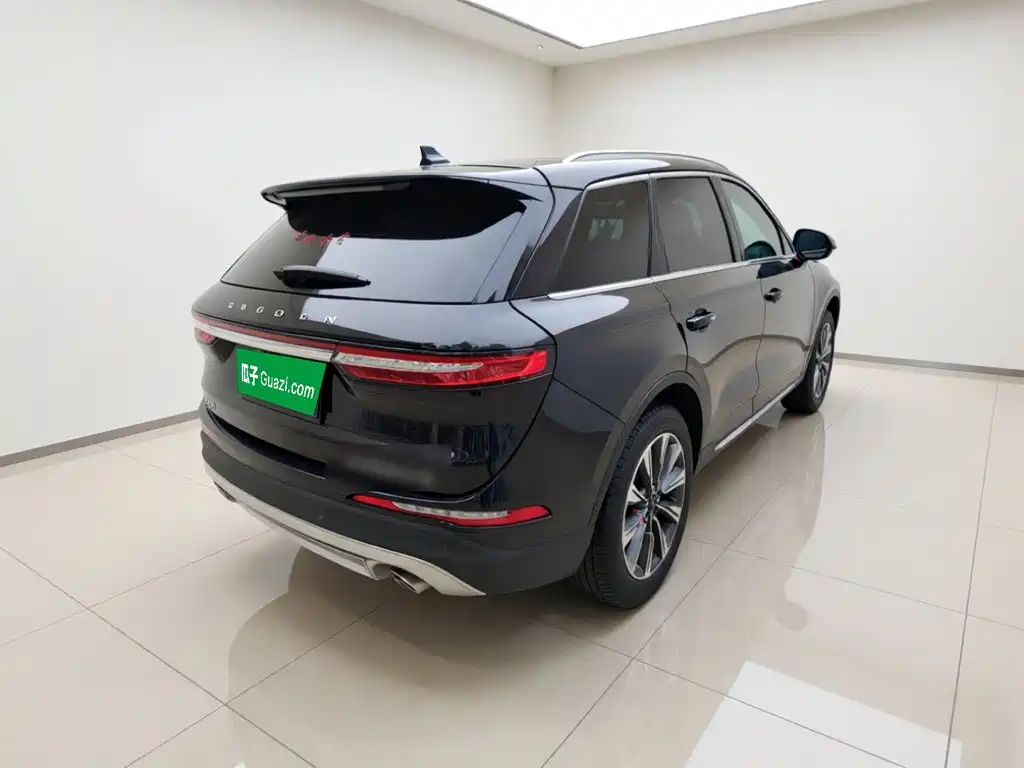 Lincoln Corsair — миниатюра 6