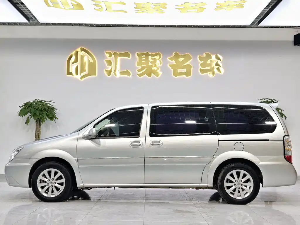 Buick GL8 — миниатюра 9