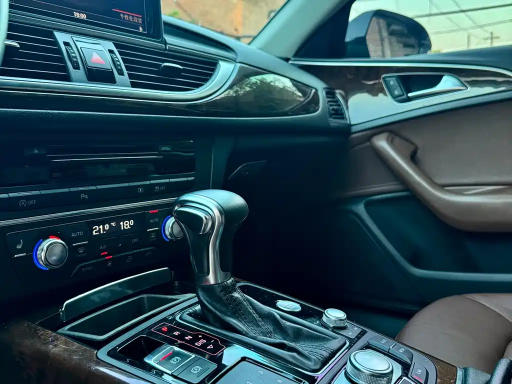 Audi A6L — миниатюра 8